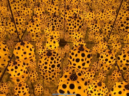 6 Yayoi Kusama Pumpkims_new